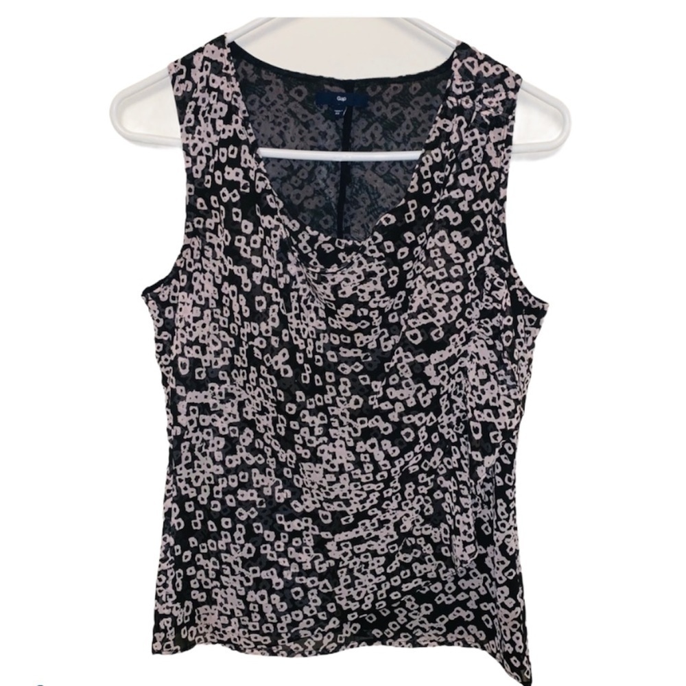 EUC Gap Abstract Print Sleeveless Blouse